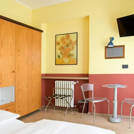 Luna Rossa Hotel 3*